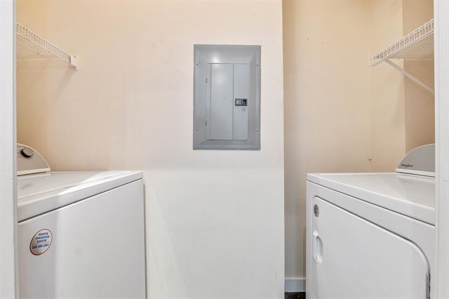 Building Photo - 201 W Lancaster Ave