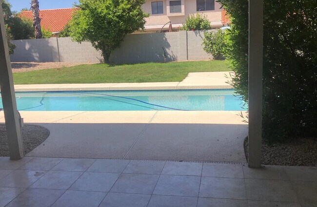 Building Photo - 9196 N 103rd Pl