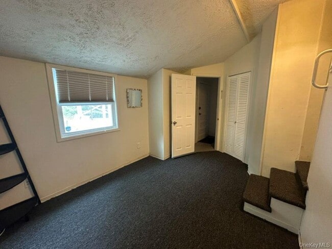 Building Photo - 3 Windmill Ln