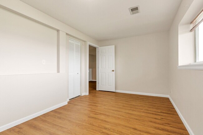 Building Photo - 20612 E Batavia Dr