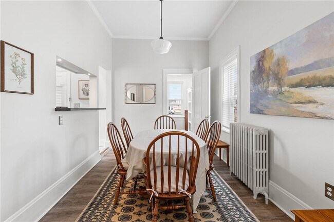 Building Photo - 42 Lake St