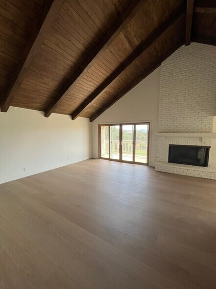 Building Photo - 4474 Rayburn St