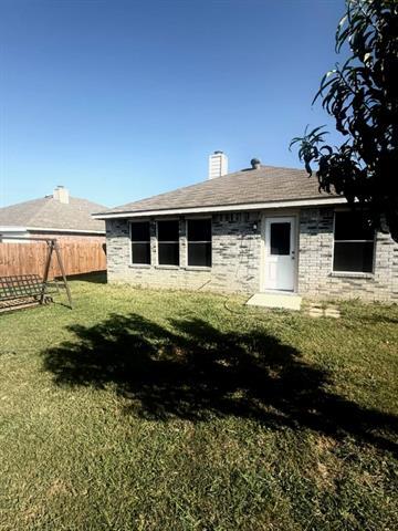 Building Photo - 5572 Spring Ridge Dr