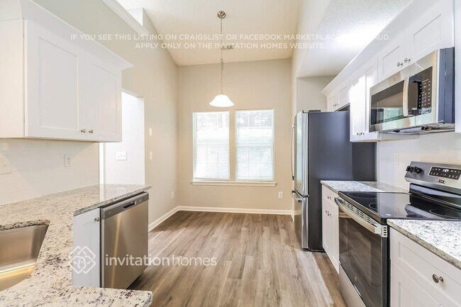 Building Photo - 14736 Sapphire Ln