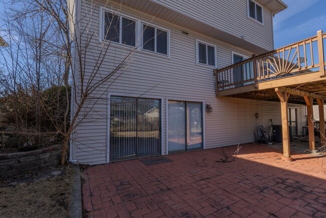 Building Photo - 4345 Mumford Dr