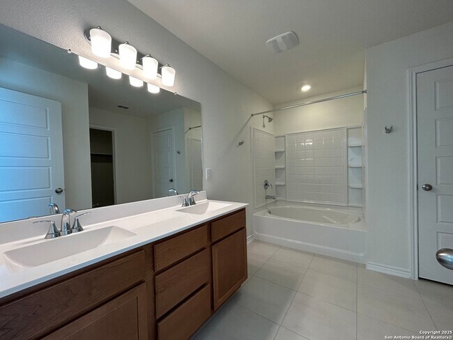 Building Photo - 11806 Black Rose