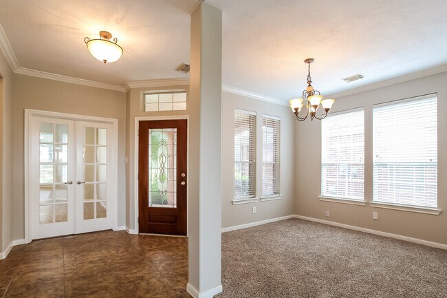 Building Photo - 20746 Oakhurst Trails Dr