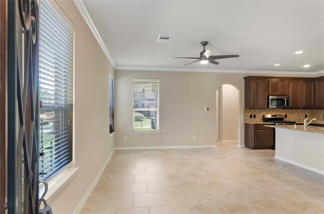 Building Photo - 19 Umbria Ln