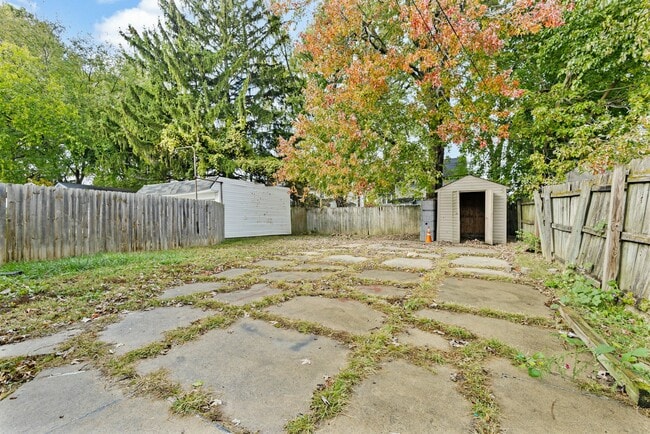 Building Photo - 1488 Craigwood Rd