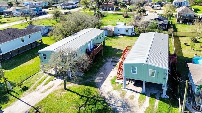 Building Photo - 4615 Heron St
