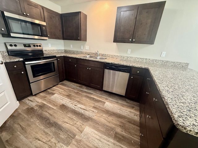 Building Photo - 2865 Murwood