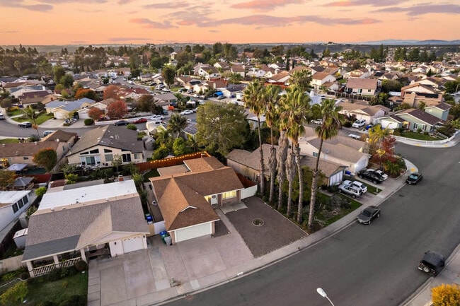 Building Photo - 7630 Andasol St