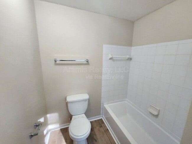 Building Photo - 2284 Coach Way