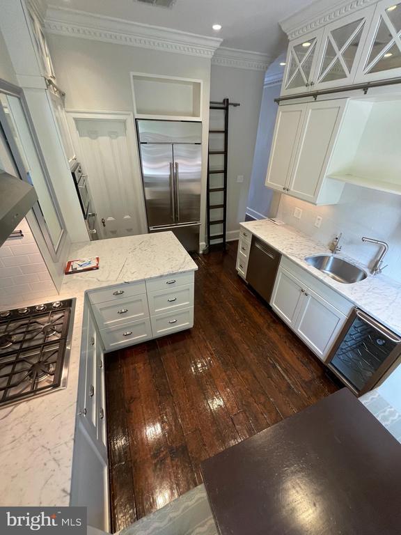 Building Photo - 2802 P St NW