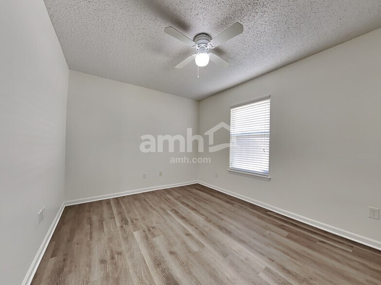 Building Photo - 748 Camp Francis Johnson Rd