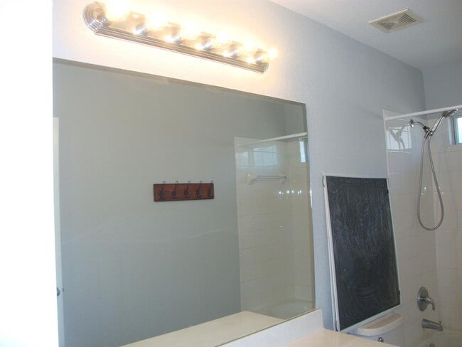 Building Photo - 914 Mesquite Hollow Pl