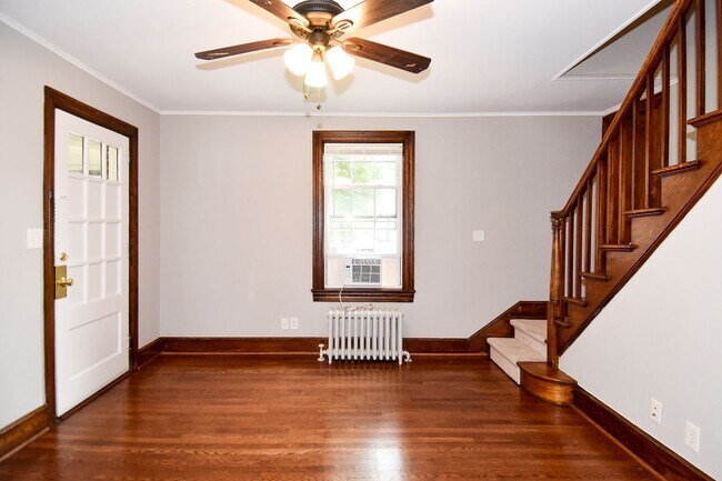 Building Photo - 600 23rd St S