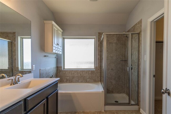 Building Photo - 529 Cerrito Cove