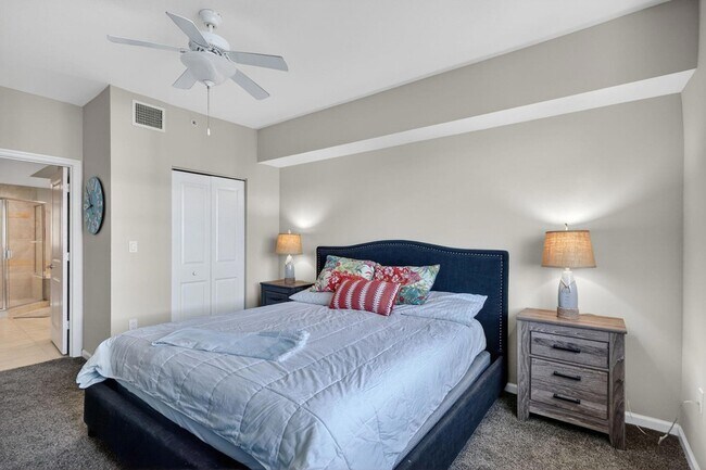 Building Photo - 415 NW Flagler Ave