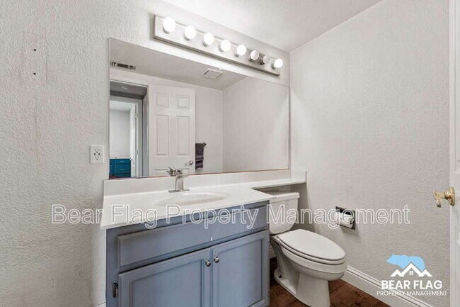 Building Photo - 1601 Wyndham Way