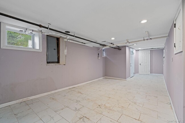 Building Photo - 30 Bryce Ave