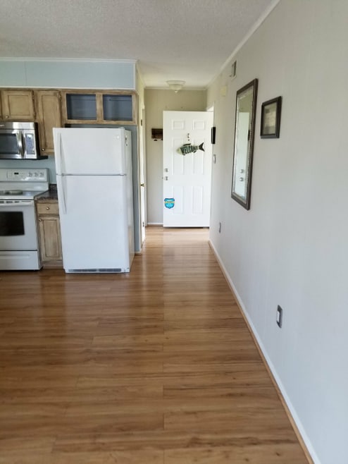 Building Photo - 33682 Briar Ct S