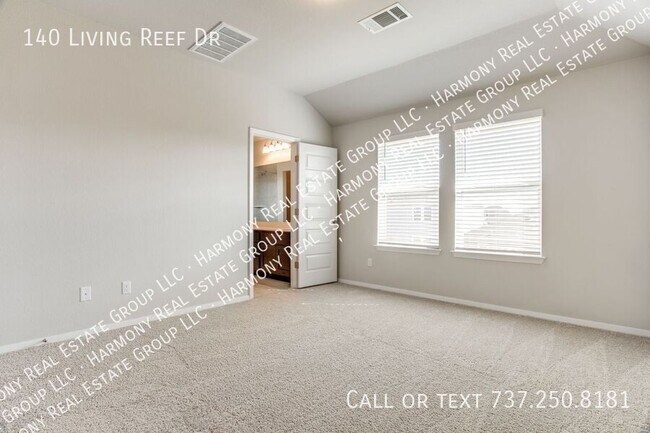 Building Photo - 140 Living Reef Dr