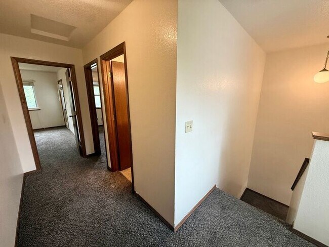 Building Photo - 3 Bed/2.5Bath Townhome in Greeley