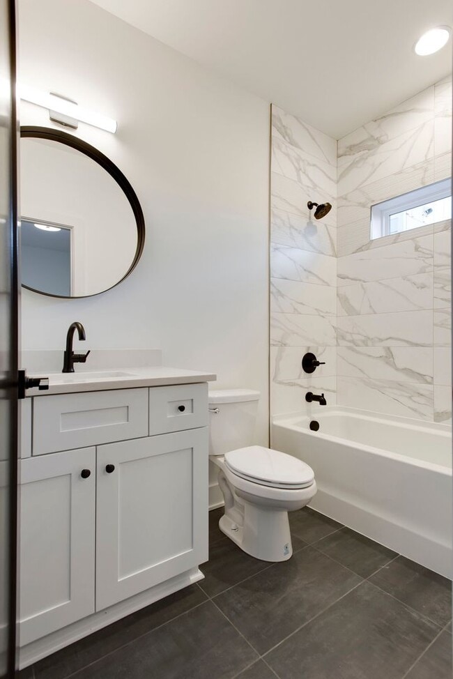 Building Photo - New Construction Modern Luxury in Nashville