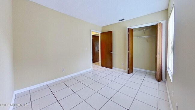 Building Photo - 11323 Sawmill Rd