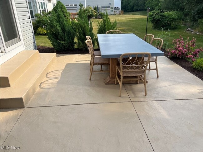 Building Photo - 1305 Fieldstone Ct