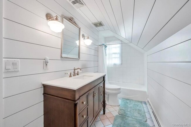 Building Photo - 807 Union Ave