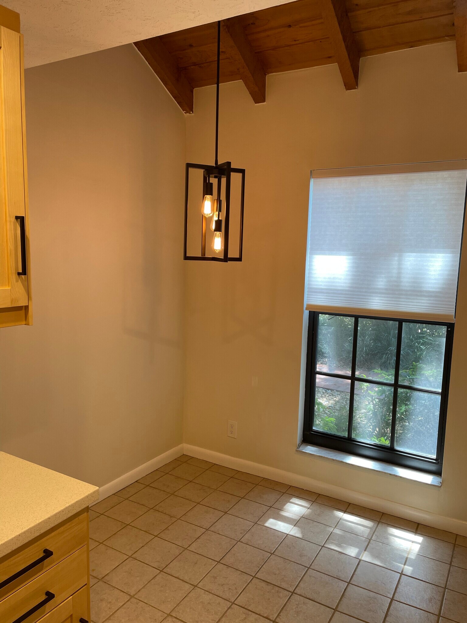 Breakfast Nook - 810 SE 2nd St