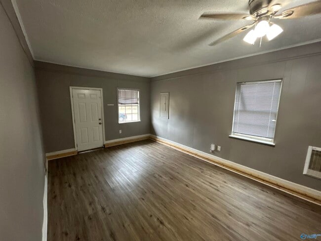 Building Photo - 613 Dawson Terrace NW