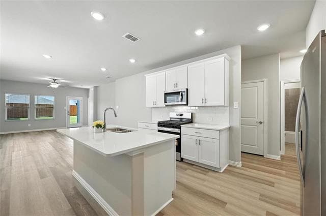 Building Photo - 500 Ezra Ln