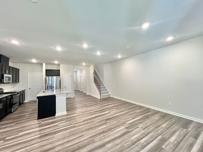 Building Photo - Newly Built 3BD, 2.5BA Raleigh Townhome in...