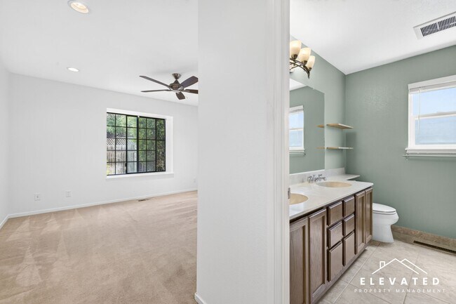 Building Photo - 938 Wood Sorrel Dr