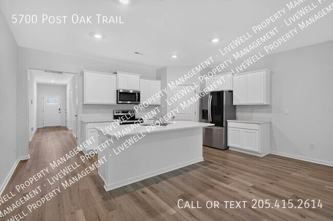 Building Photo - 5700 Post Oak Trl