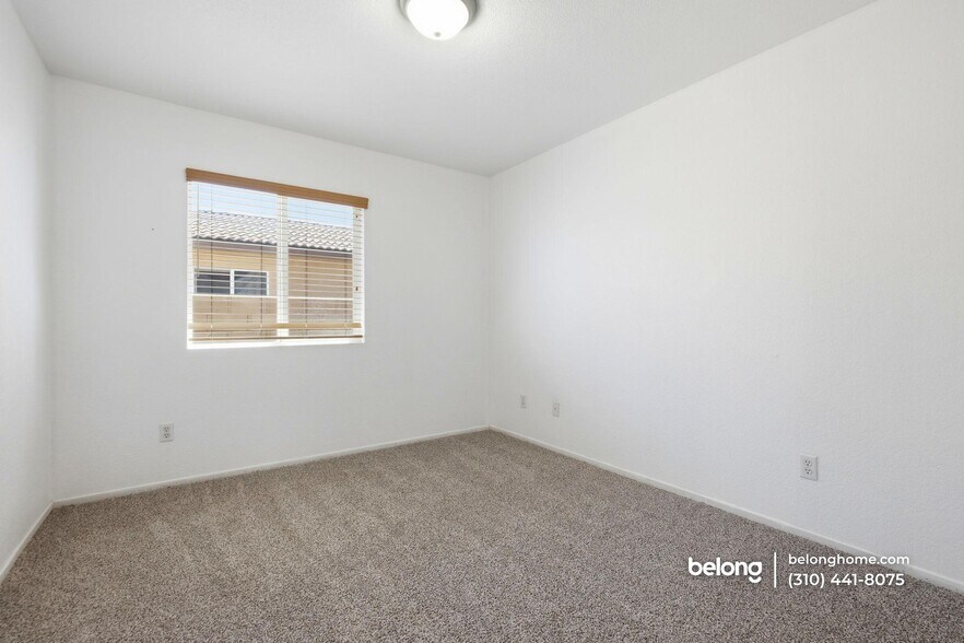 Building Photo - 45444 Spahn Ln
