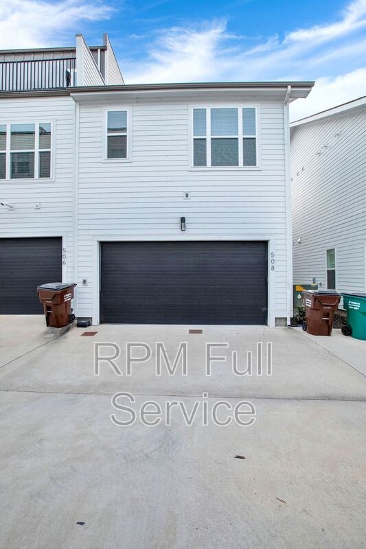 Building Photo - 508 Vernon Cir