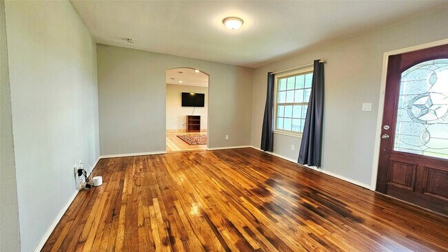 Building Photo - 5075 FM 5