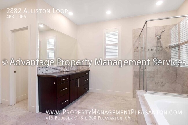 Building Photo - 2882 Alliston Loop