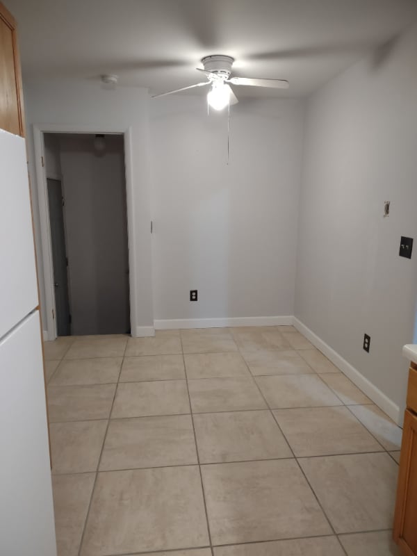 Building Photo - 4018 Burchfield Dr