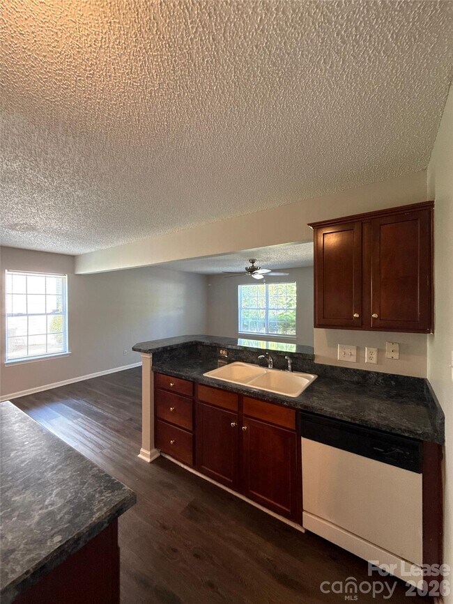 Building Photo - 1601 Elk Creek Ct