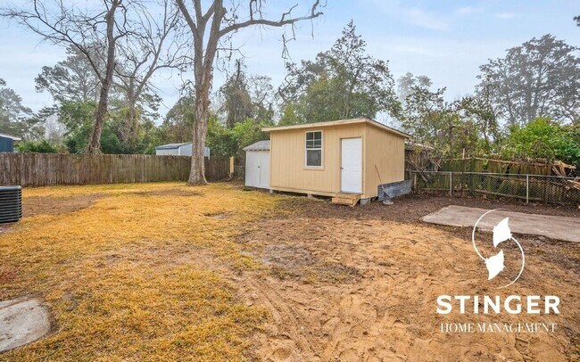 Building Photo - 2908 Second Street-