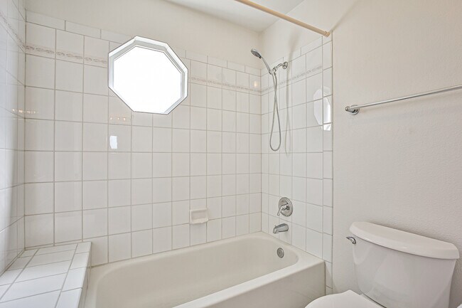 Building Photo - 6025 Egan Crest Dr