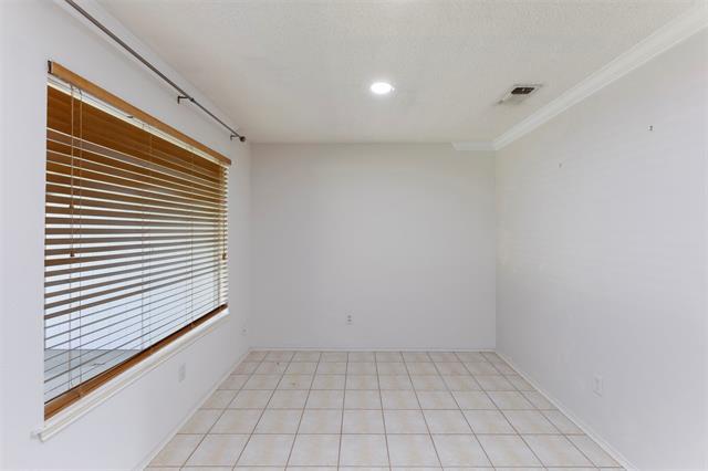 Building Photo - 719 Matthews Ct