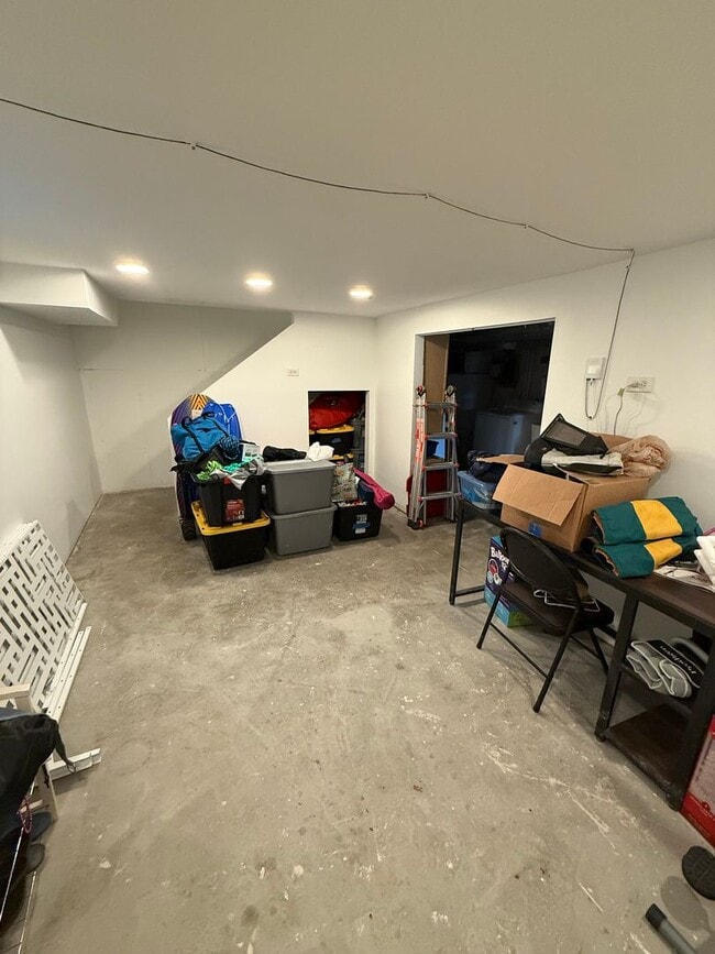 Building Photo - Charming Renovated Home for Rent