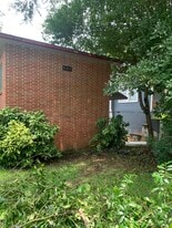 Building Photo - 668 Linwood Ave NE