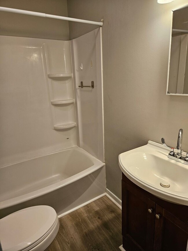 Building Photo - Charming Updated 3 Bedroom Home with Large...